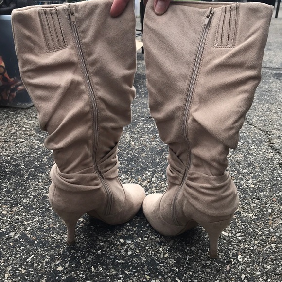 Fashionable boots! - Picture 4 of 5